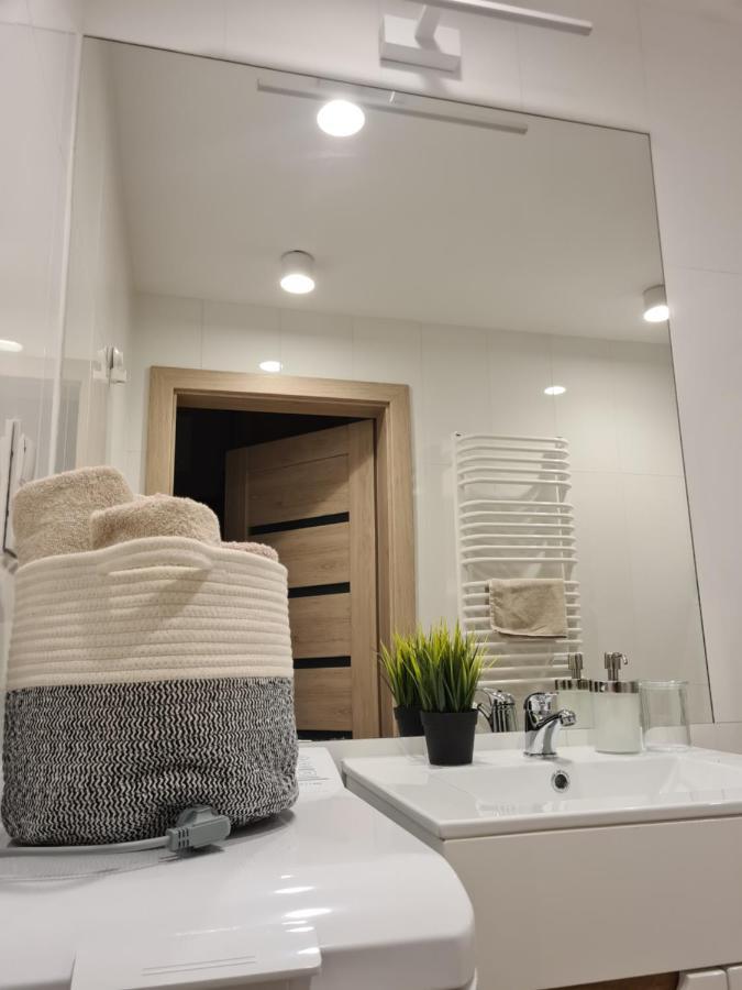Mostowa 23 Hugo Apartment, Self Check-In 24H, Free Parking, Air-Conditioning พอซนาน ภายนอก รูปภาพ